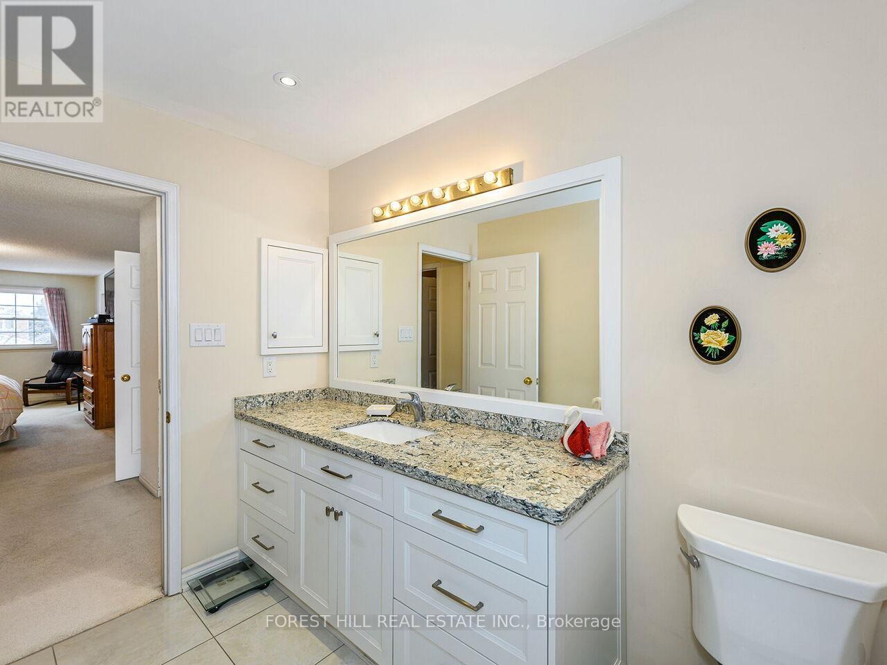 












57 NEWPORT STREET

,
Brampton (Westgate),




Ontario
L6S4N1

