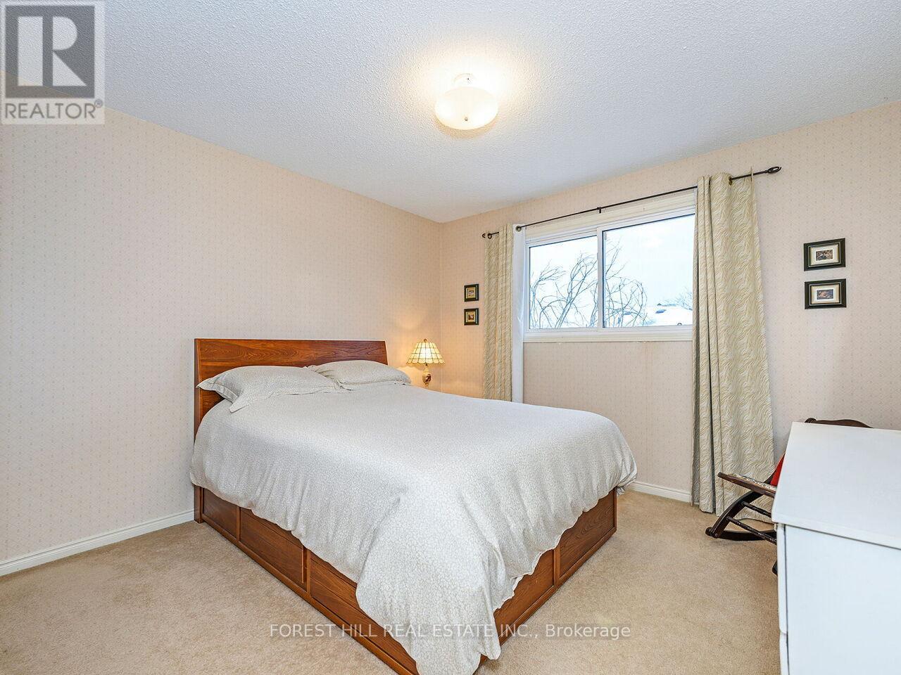 












57 NEWPORT STREET

,
Brampton (Westgate),




Ontario
L6S4N1

