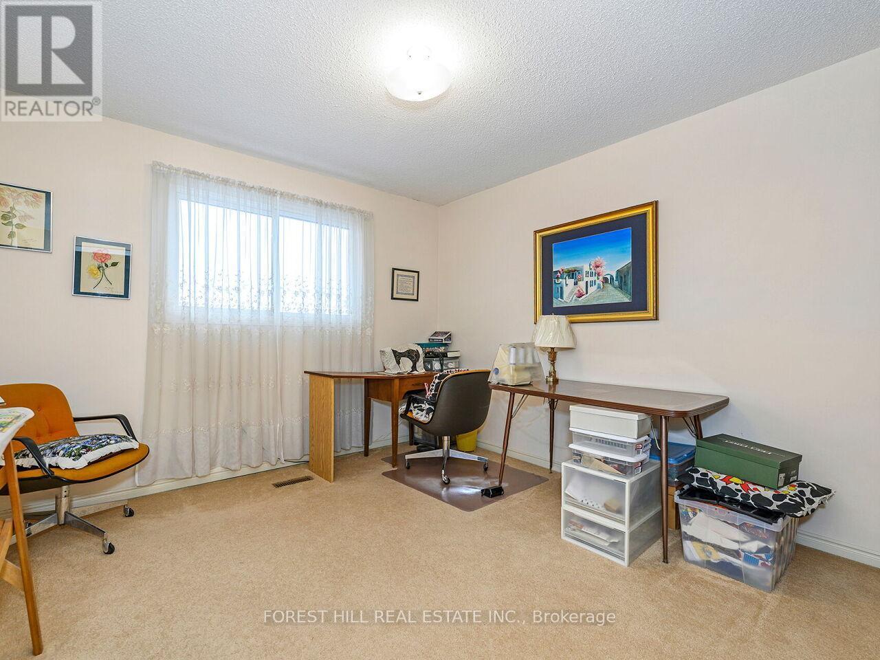












57 NEWPORT STREET

,
Brampton (Westgate),




Ontario
L6S4N1

