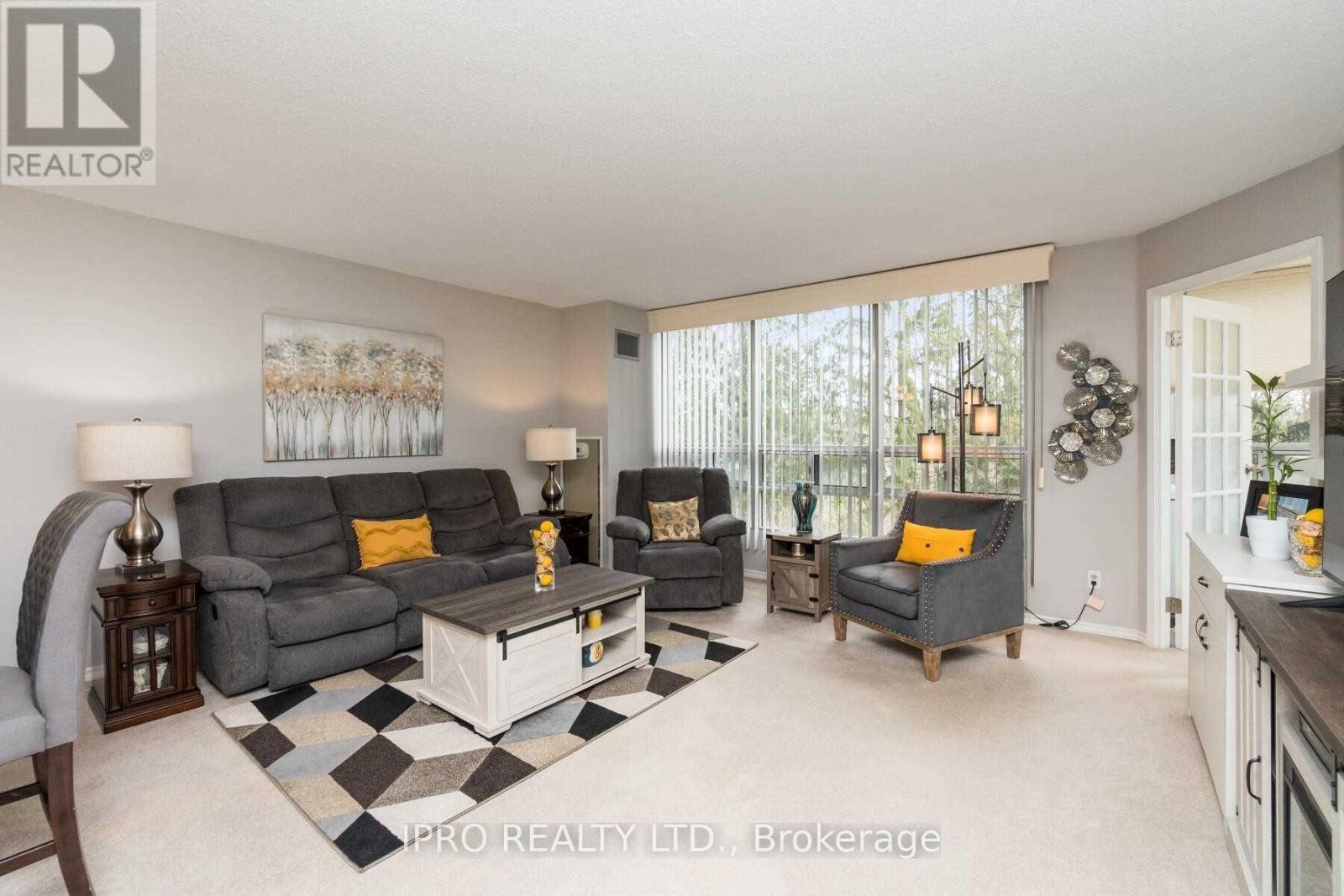 












#202 - 330 MILL STREET

,
Brampton (Brampton South),




Ontario
L6Y3V3


