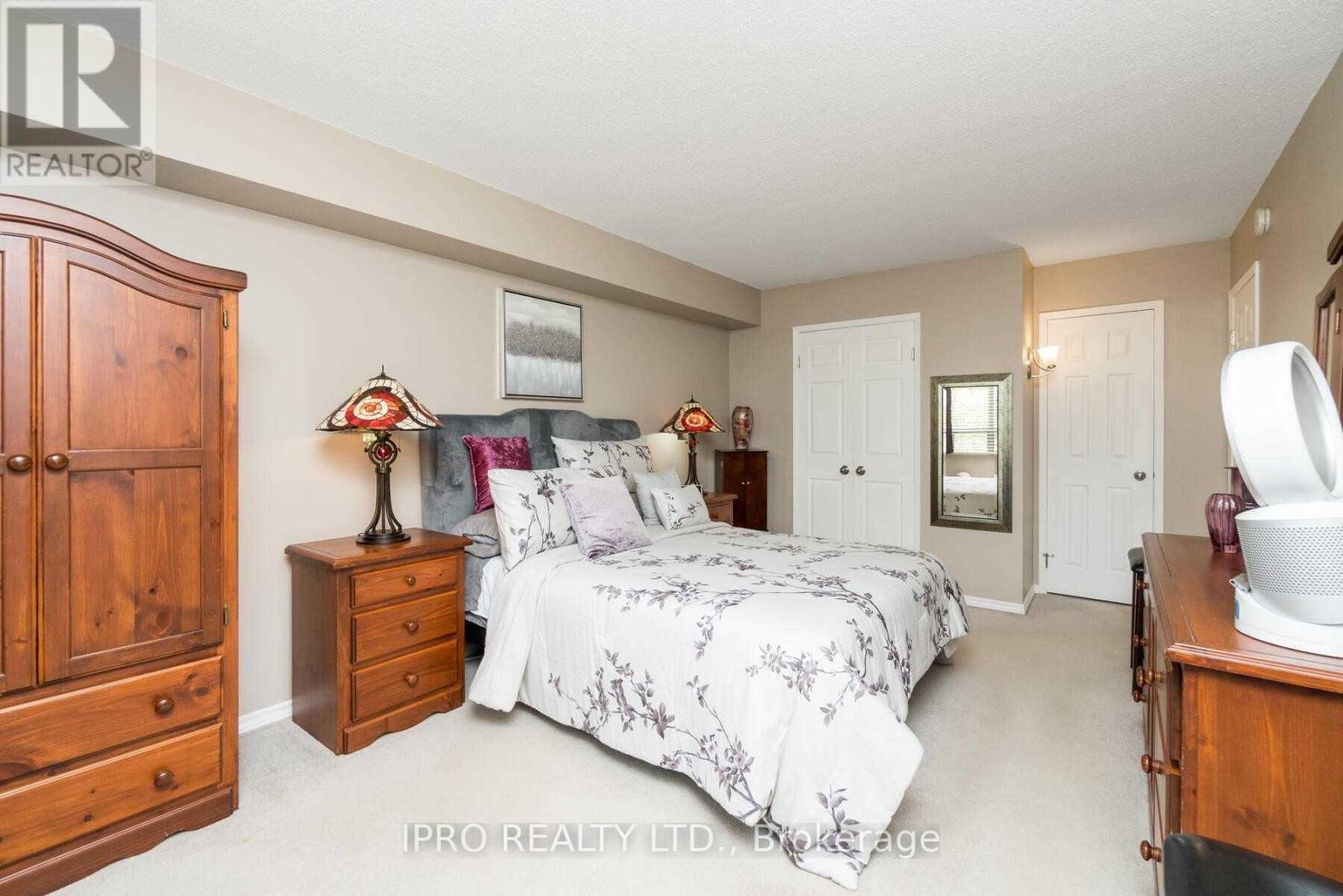 












#202 - 330 MILL STREET

,
Brampton (Brampton South),




Ontario
L6Y3V3

