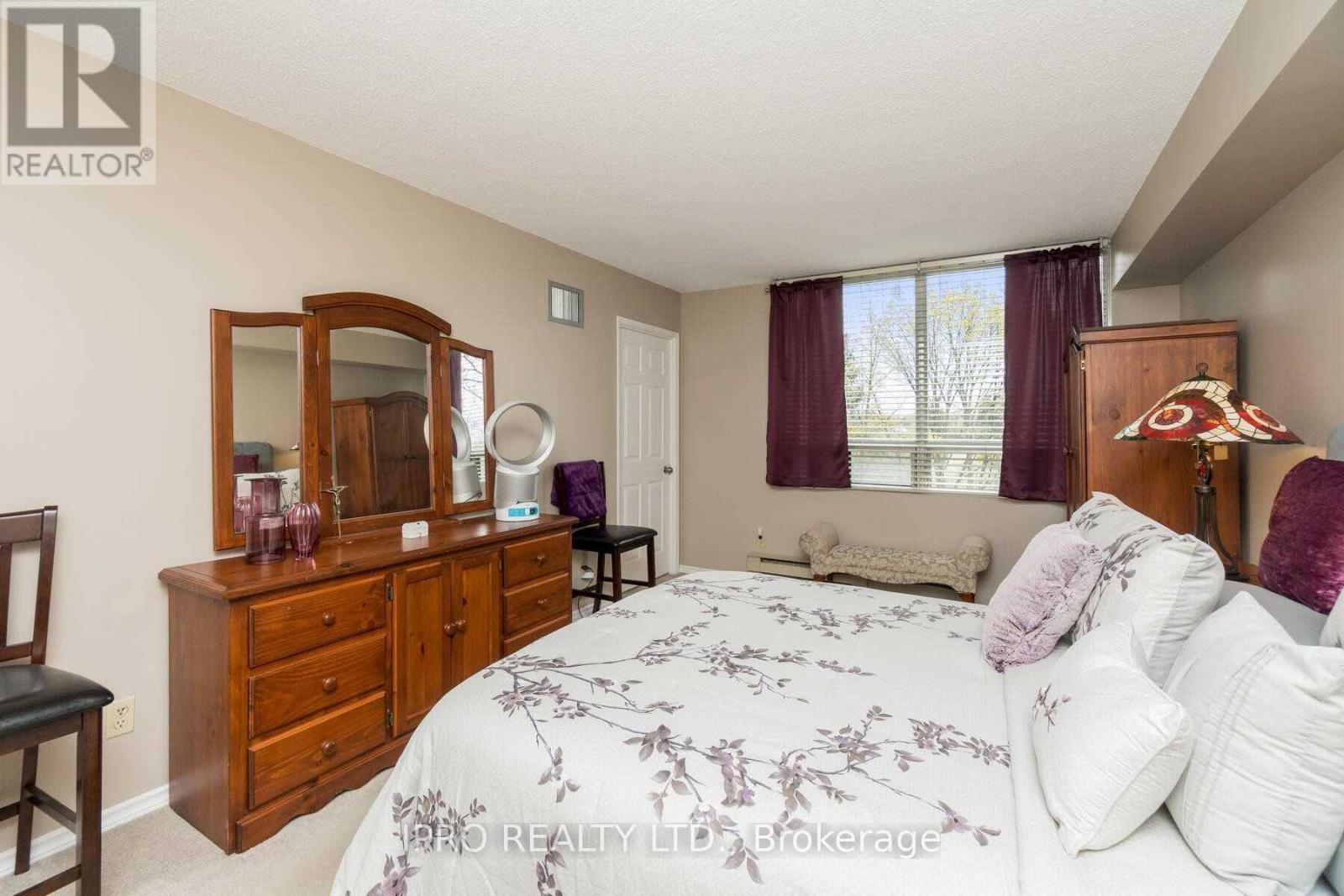 












#202 - 330 MILL STREET

,
Brampton (Brampton South),




Ontario
L6Y3V3

