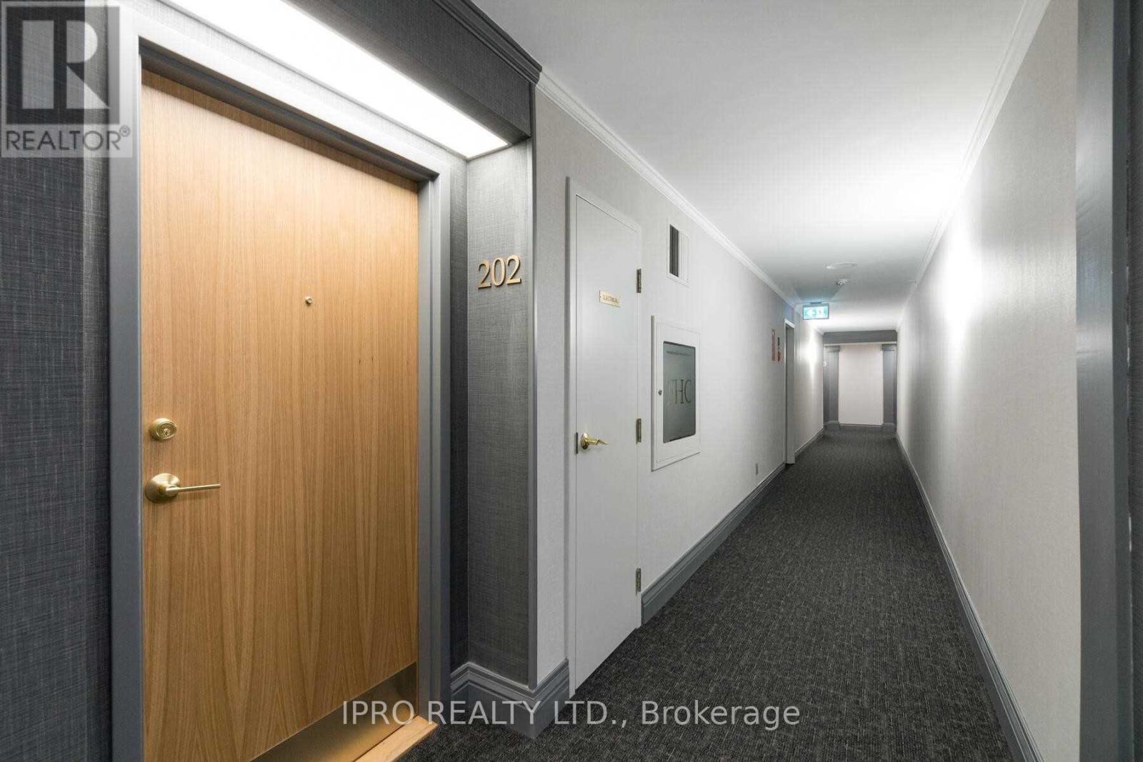 












#202 - 330 MILL STREET

,
Brampton (Brampton South),




Ontario
L6Y3V3

