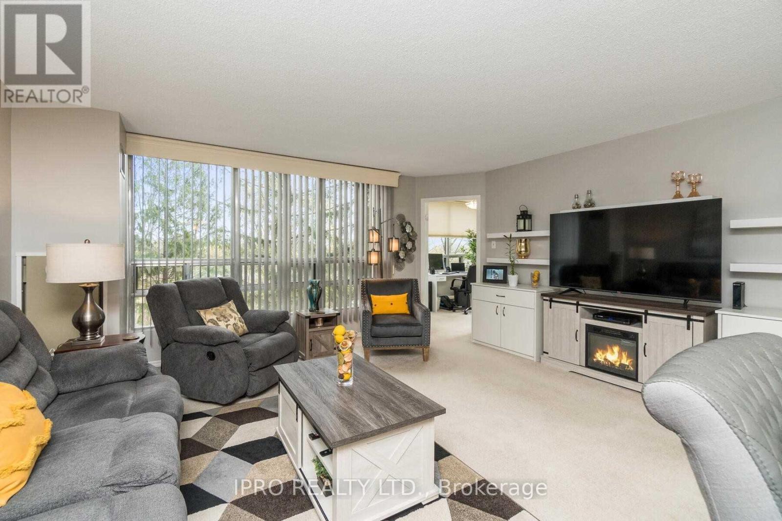 












#202 - 330 MILL STREET

,
Brampton (Brampton South),




Ontario
L6Y3V3


