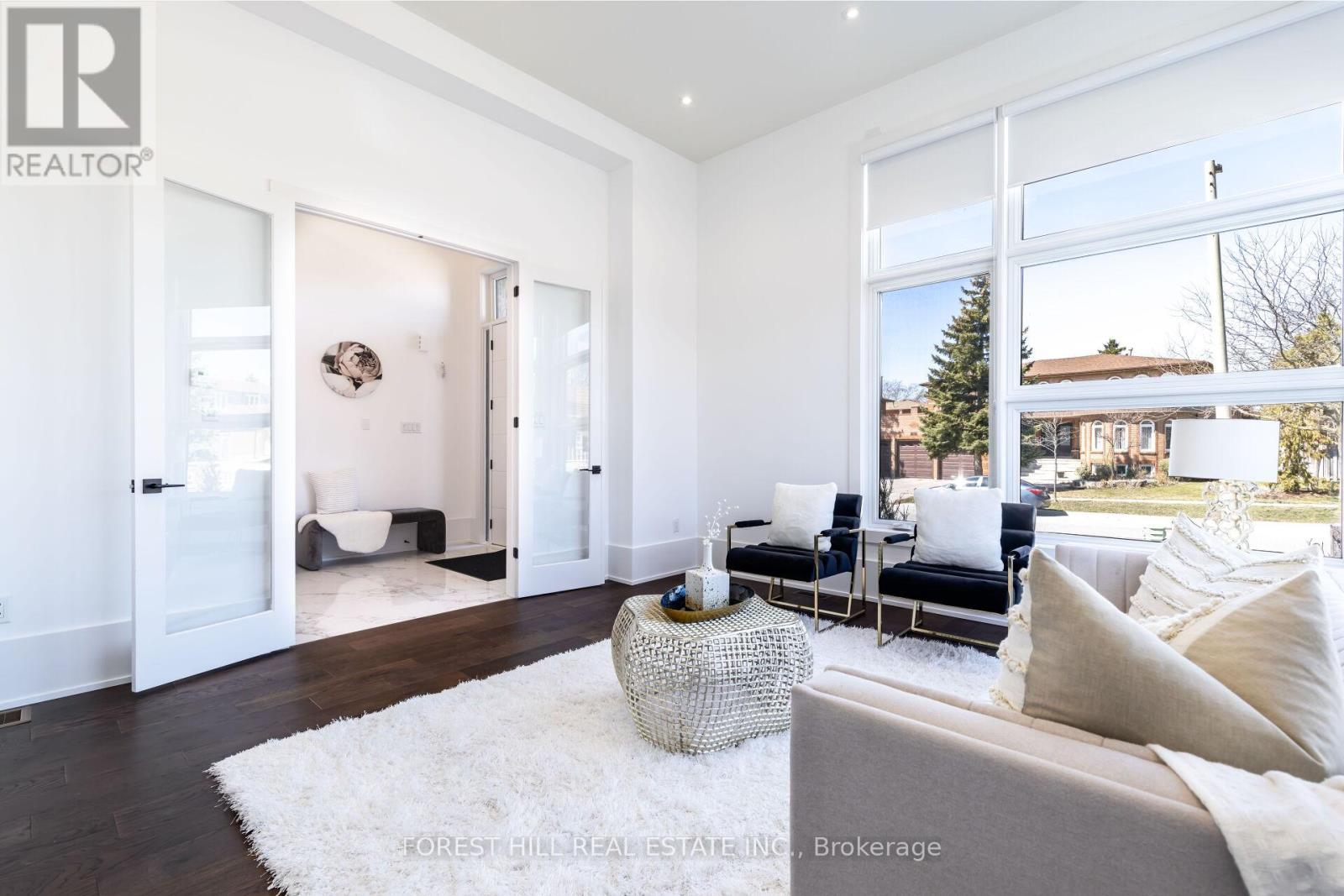












4017 TWINE CRESCENT

,
Mississauga (Rathwood),




Ontario
L4Z1E8

