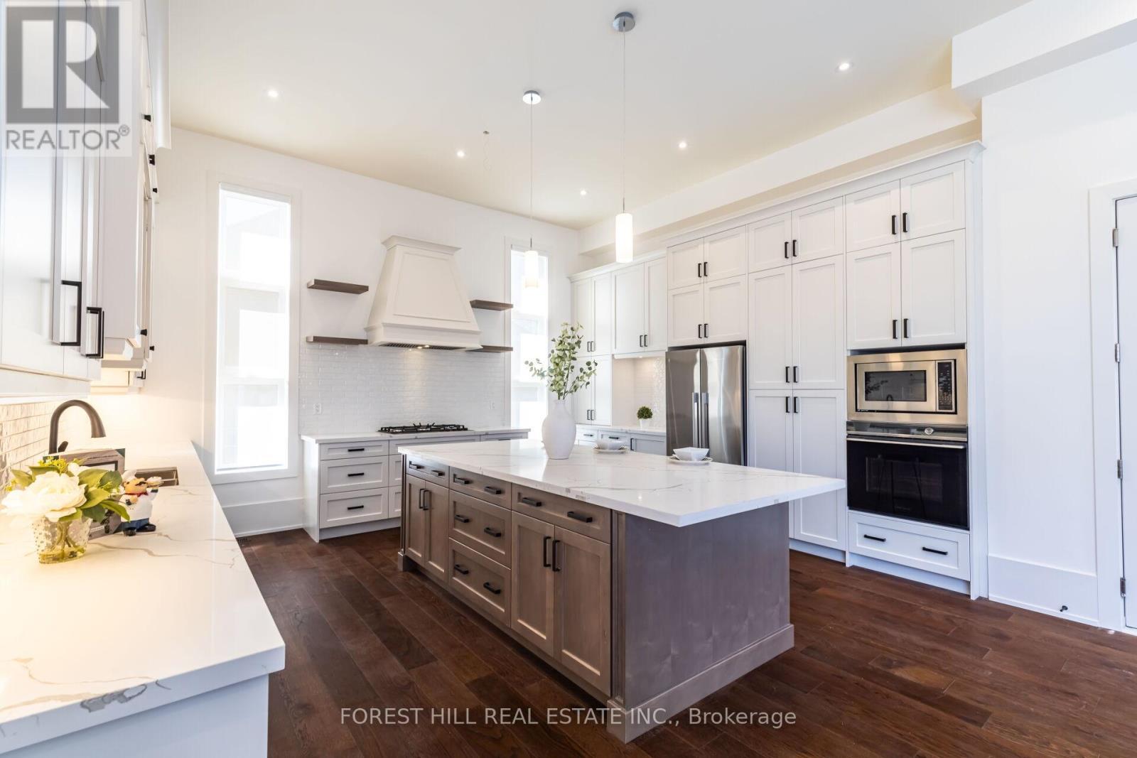 












4017 TWINE CRESCENT

,
Mississauga (Rathwood),




Ontario
L4Z1E8

