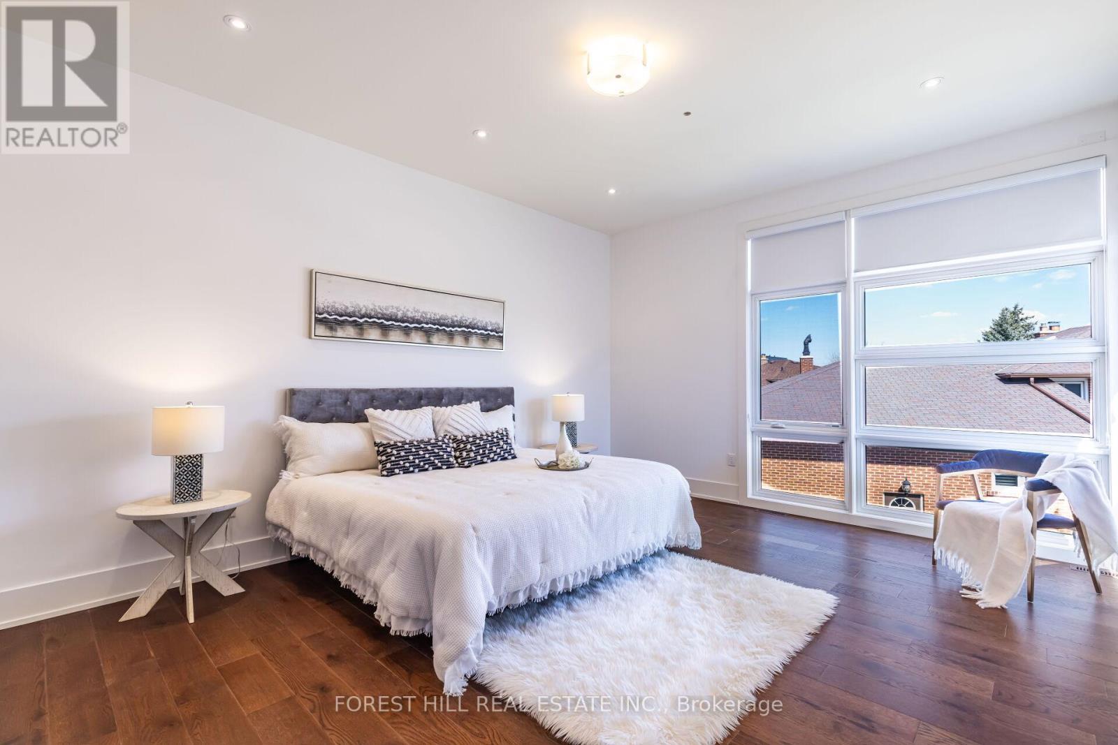 












4017 TWINE CRESCENT

,
Mississauga (Rathwood),




Ontario
L4Z1E8

