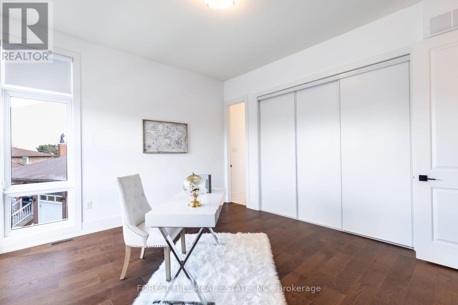












4017 TWINE CRESCENT

,
Mississauga (Rathwood),




Ontario
L4Z1E8

