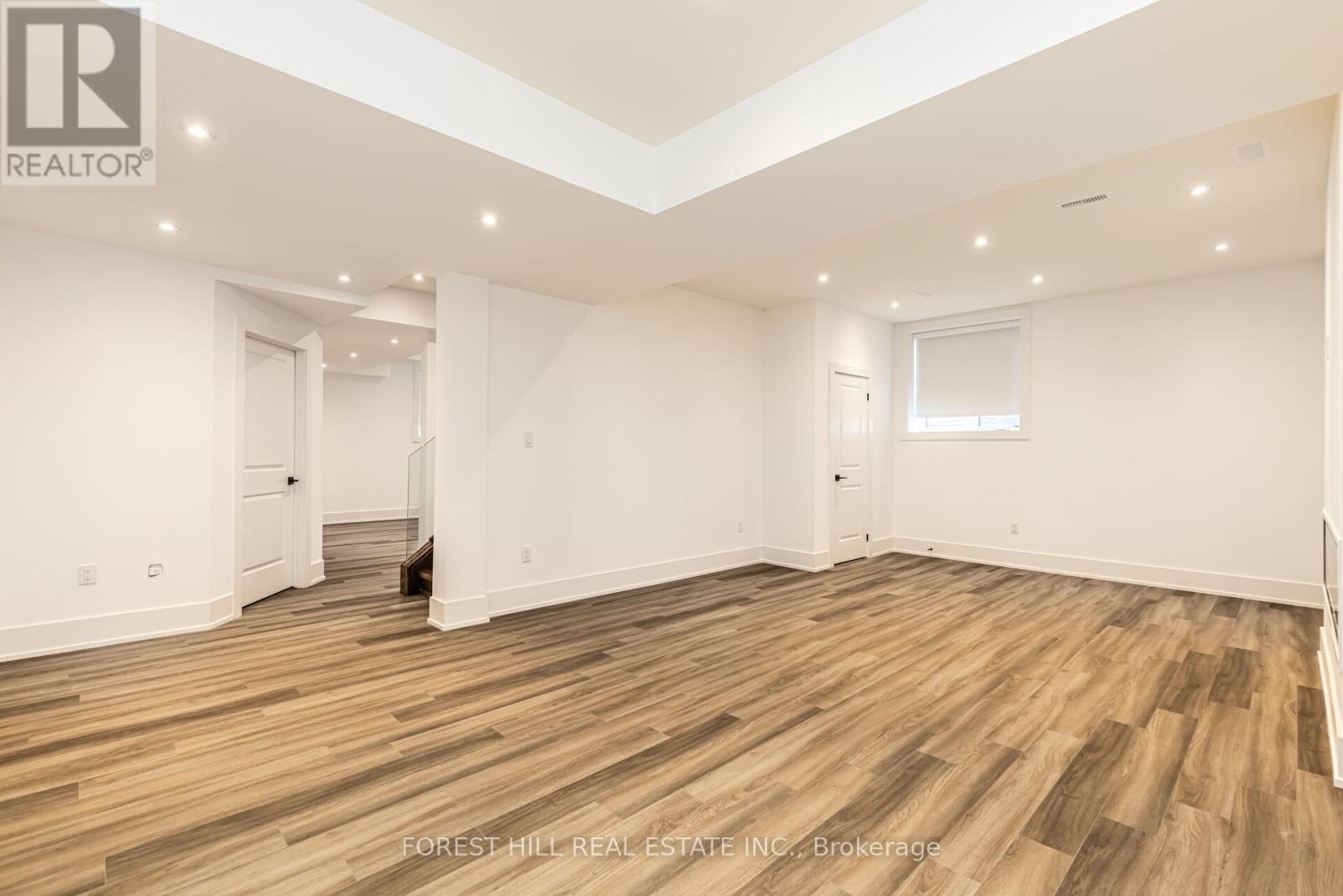 












4017 TWINE CRESCENT

,
Mississauga (Rathwood),




Ontario
L4Z1E8

