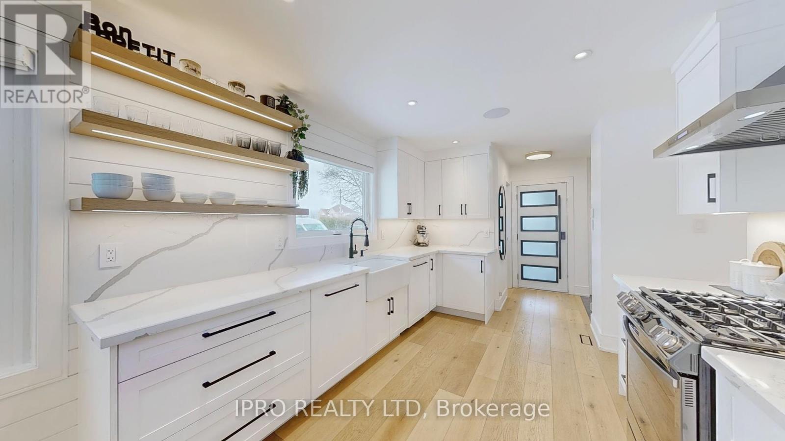 












13890 KENNEDY ROAD N

,
Caledon (Inglewood),




Ontario
L7C2G2

