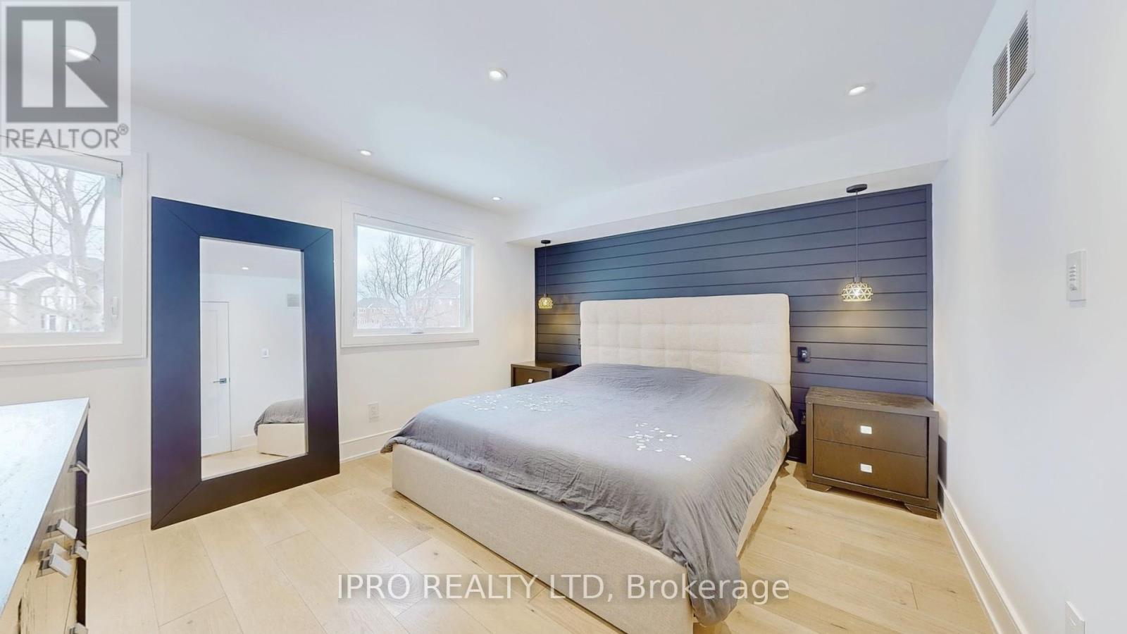 












13890 KENNEDY ROAD N

,
Caledon (Inglewood),




Ontario
L7C2G2

