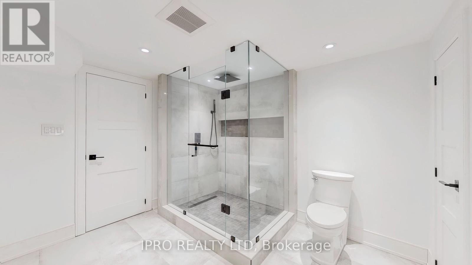 












13890 KENNEDY ROAD N

,
Caledon (Inglewood),




Ontario
L7C2G2

