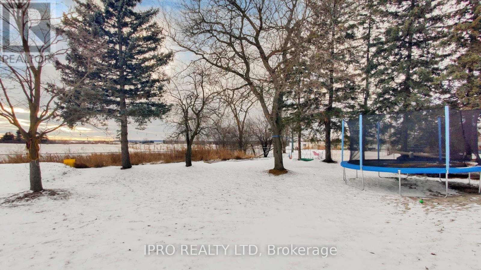 












13890 KENNEDY ROAD N

,
Caledon (Inglewood),




Ontario
L7C2G2

