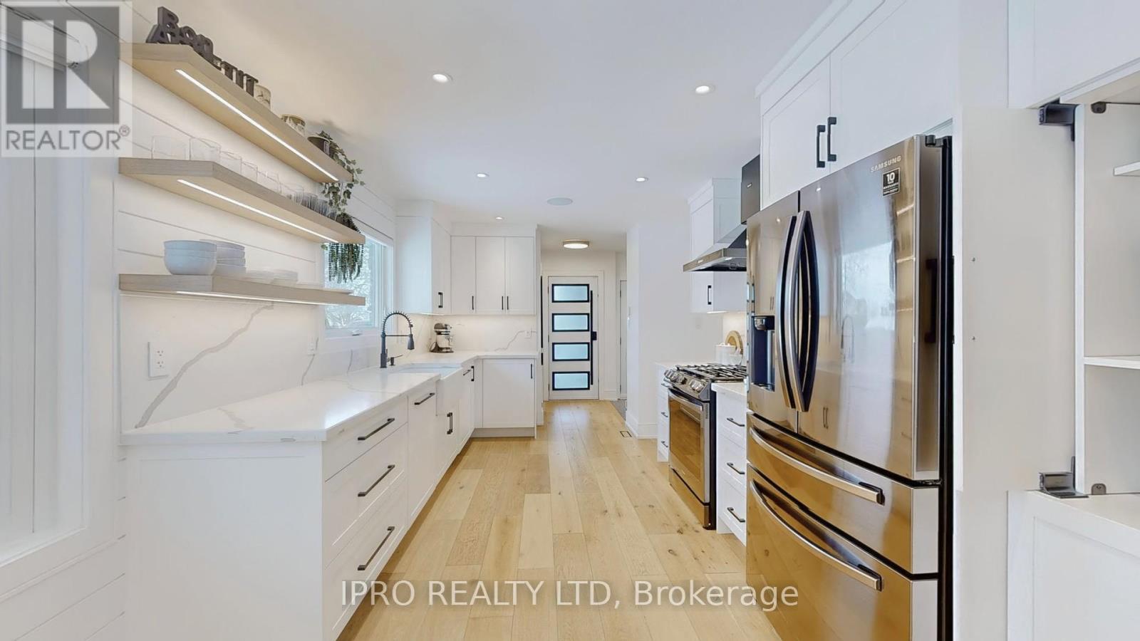 












13890 KENNEDY ROAD N

,
Caledon (Inglewood),




Ontario
L7C2G2

