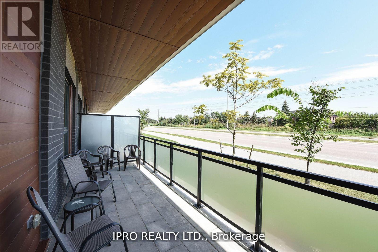 












004 - 95 DUNDAS ST W STREET

,
Oakville,




Ontario
L6M5N4

