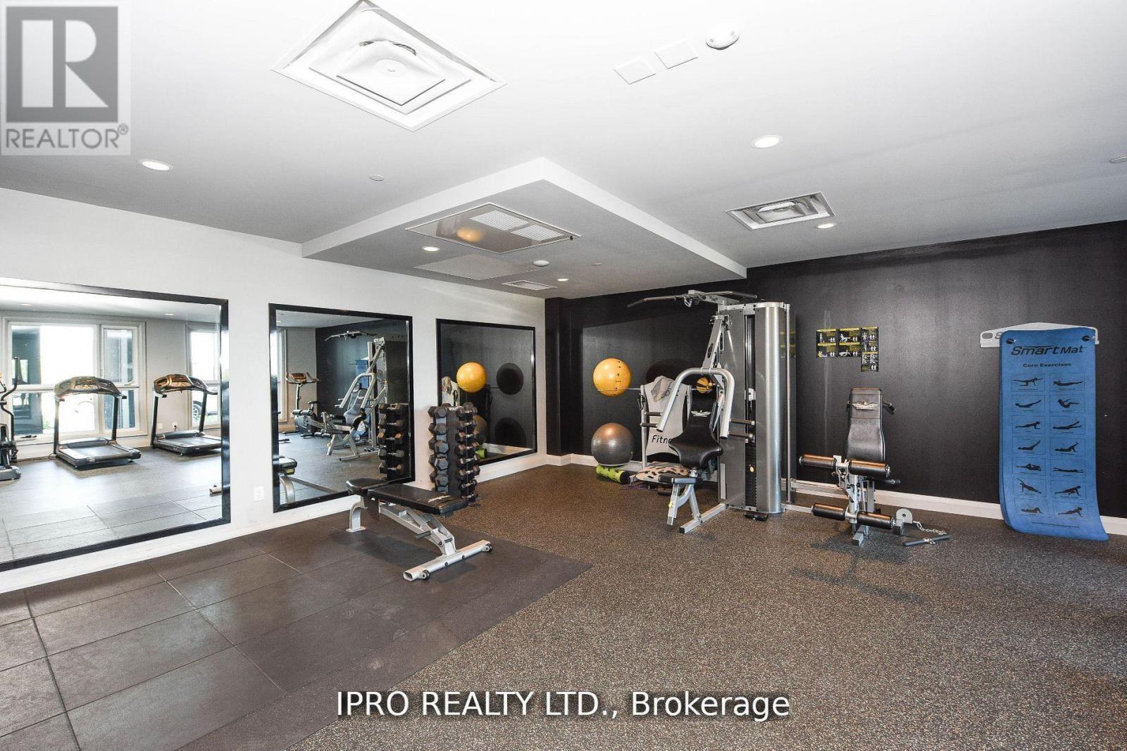 












004 - 95 DUNDAS ST W STREET

,
Oakville,




Ontario
L6M5N4


