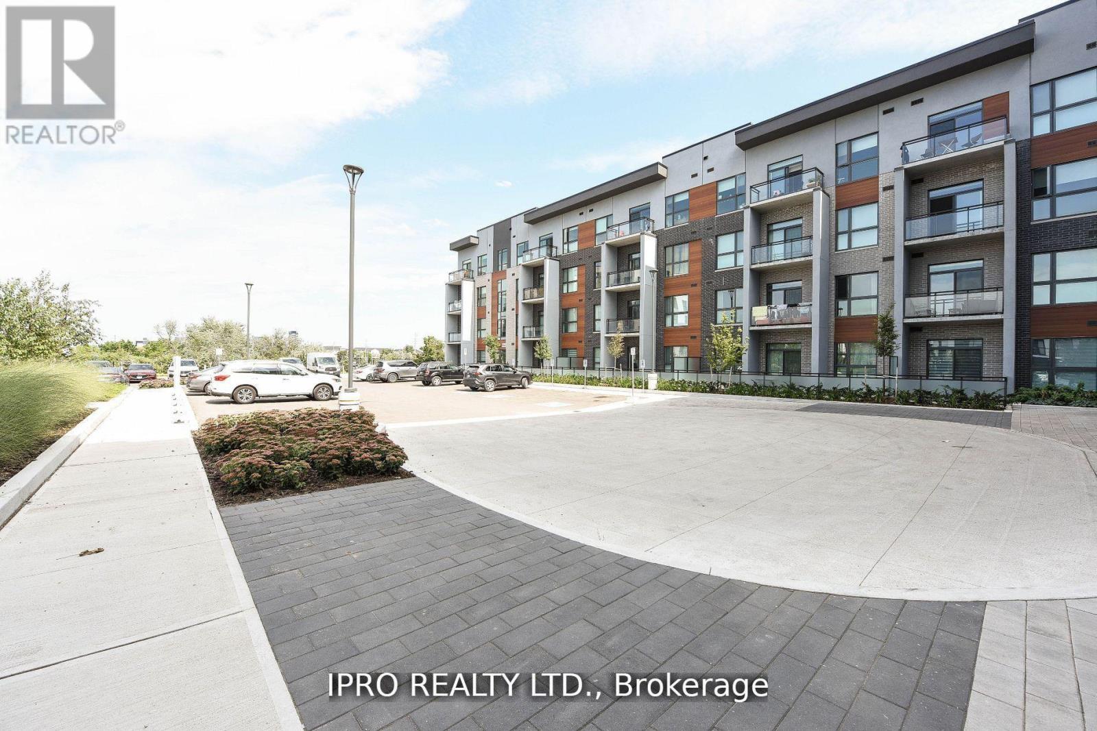 












004 - 95 DUNDAS ST W STREET

,
Oakville,




Ontario
L6M5N4

