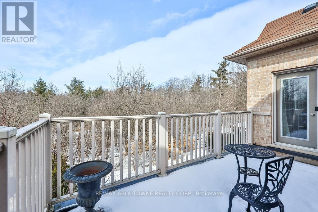 












526 HIDDEN TRAIL

,
Oakville,




Ontario
L6M0N3

