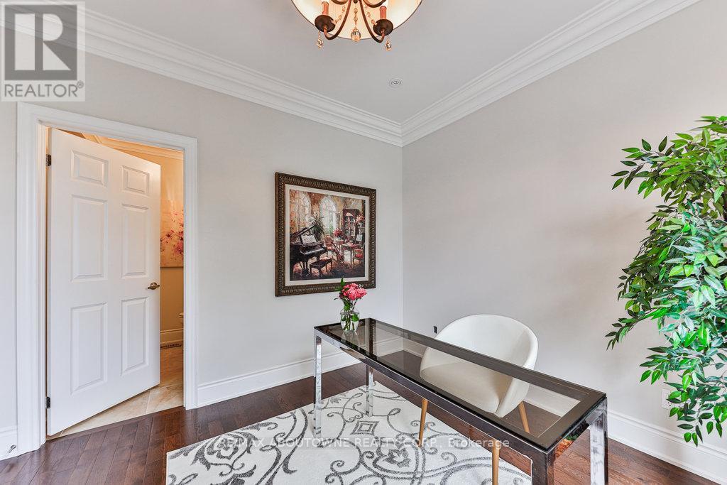 












526 HIDDEN TRAIL

,
Oakville,




Ontario
L6M0N3

