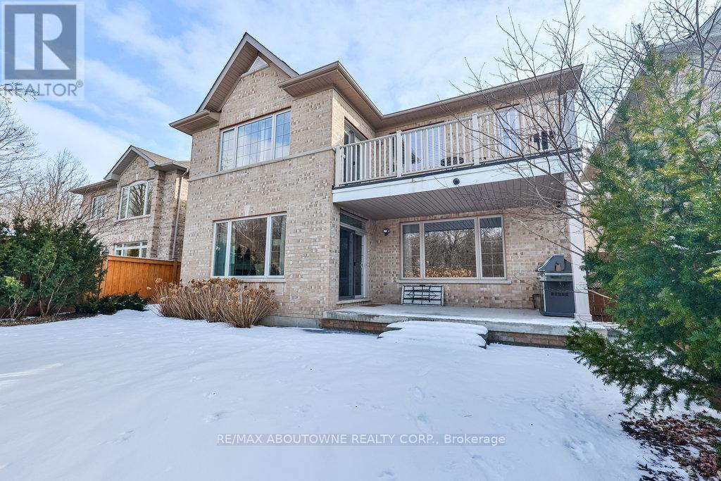 












526 HIDDEN TRAIL

,
Oakville,




Ontario
L6M0N3


