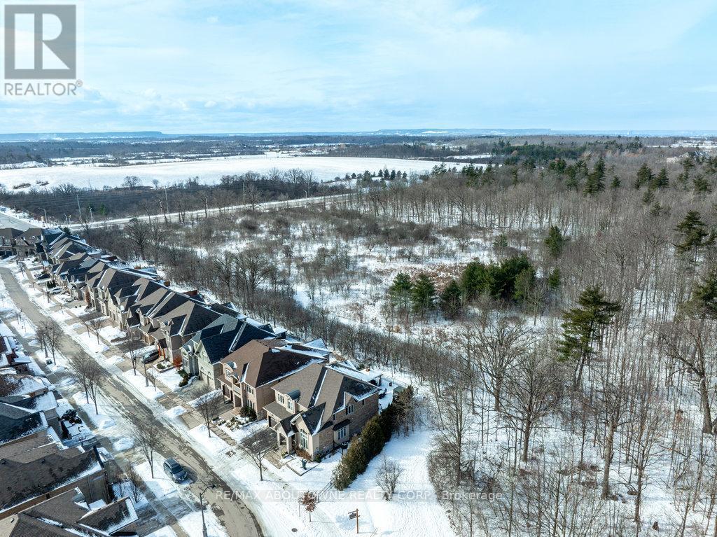 












526 HIDDEN TRAIL

,
Oakville,




Ontario
L6M0N3

