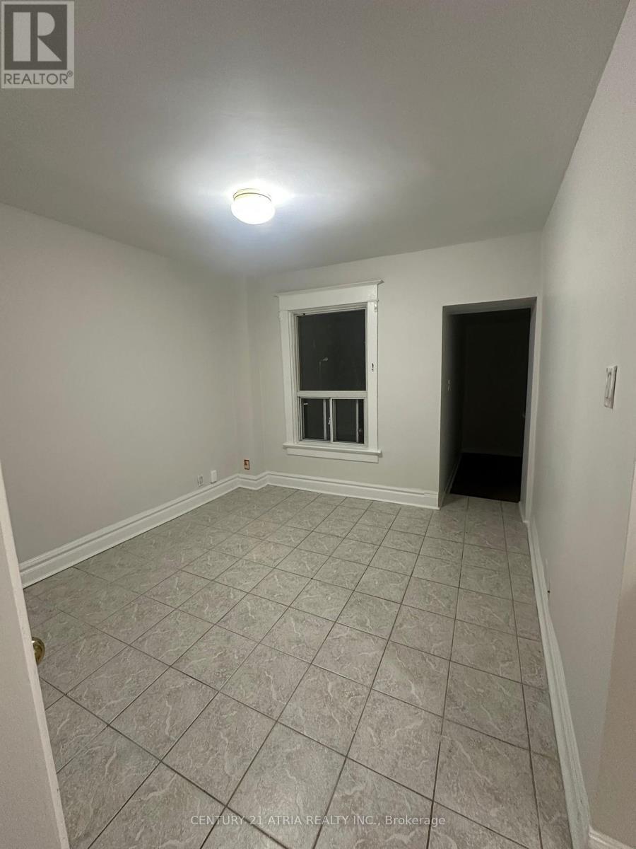 












UPPER - 218 KEELE STREET

,
Toronto (High Park North),




Ontario
M6P2K2


