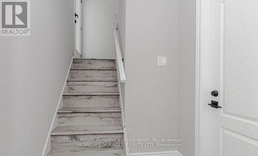 












LOWER LEVEL - 62 ELGIN DRIVE

,
Brampton (Brampton South),




Ontario
L6Y1A8

