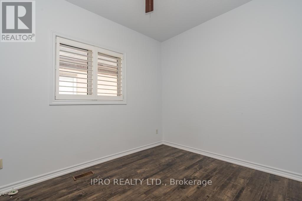 












RM 1 - 12 KING GEORGE ROAD

,
Toronto (Weston),




Ontario
M9N2C1

