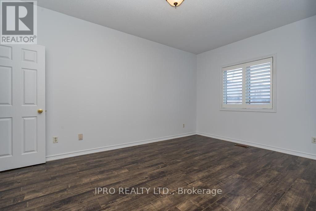 












RM 1 - 12 KING GEORGE ROAD

,
Toronto (Weston),




Ontario
M9N2C1

