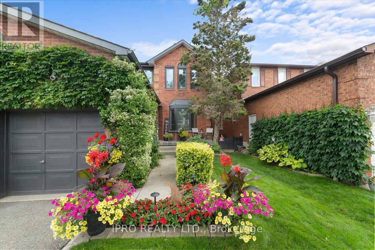 












77 LORD SIMCOE DRIVE

,
Brampton (Westgate),




Ontario
L6S5H1

