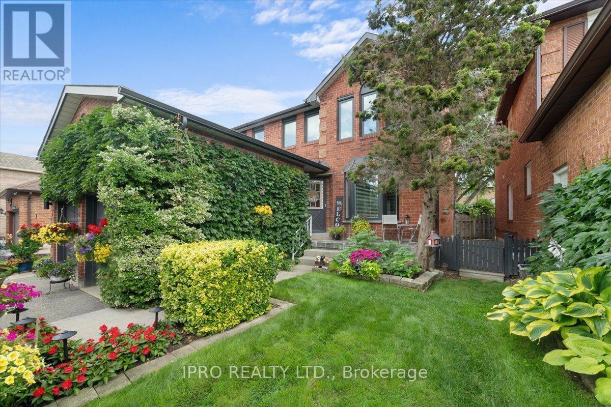 












77 LORD SIMCOE DRIVE

,
Brampton (Westgate),




Ontario
L6S5H1

