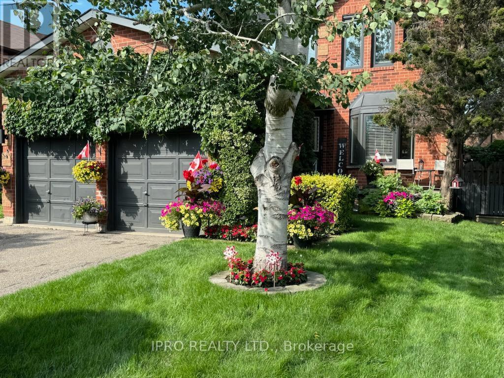












77 LORD SIMCOE DRIVE

,
Brampton (Westgate),




Ontario
L6S5H1

