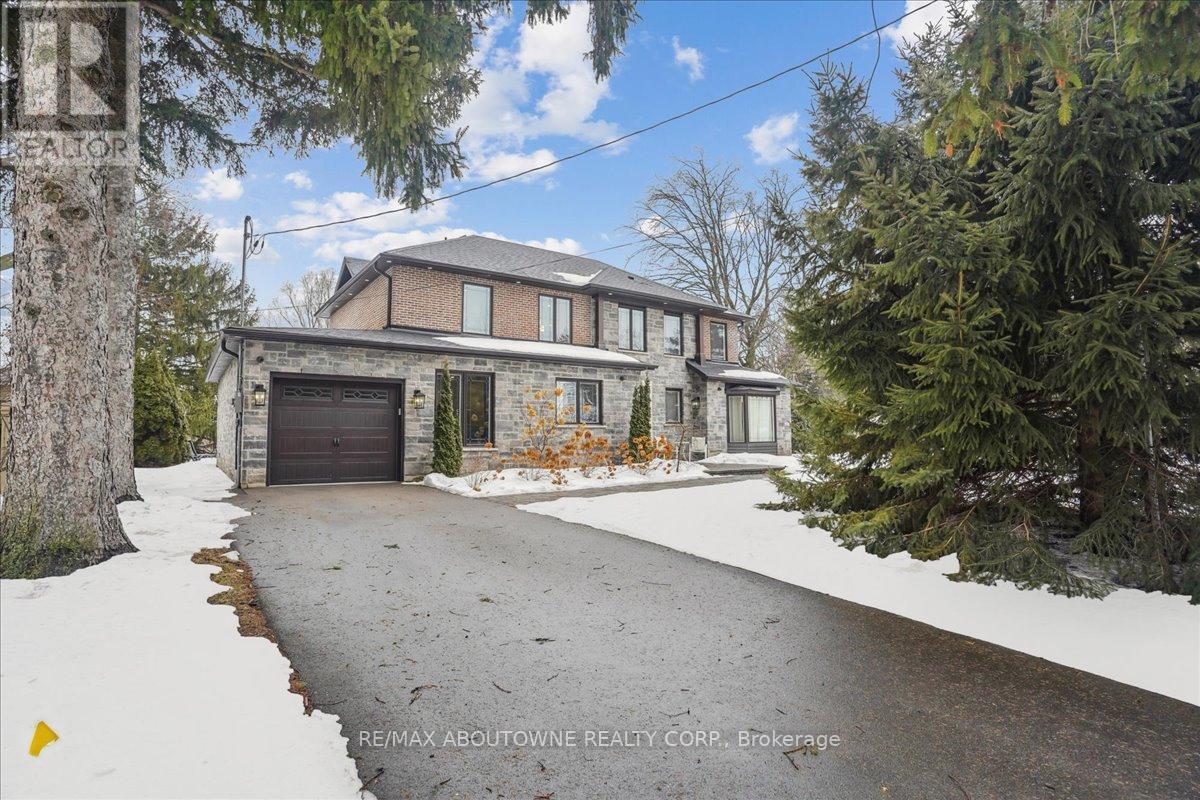 












332 SHOREVIEW ROAD

,
Burlington (LaSalle),




Ontario
L7T2N5

