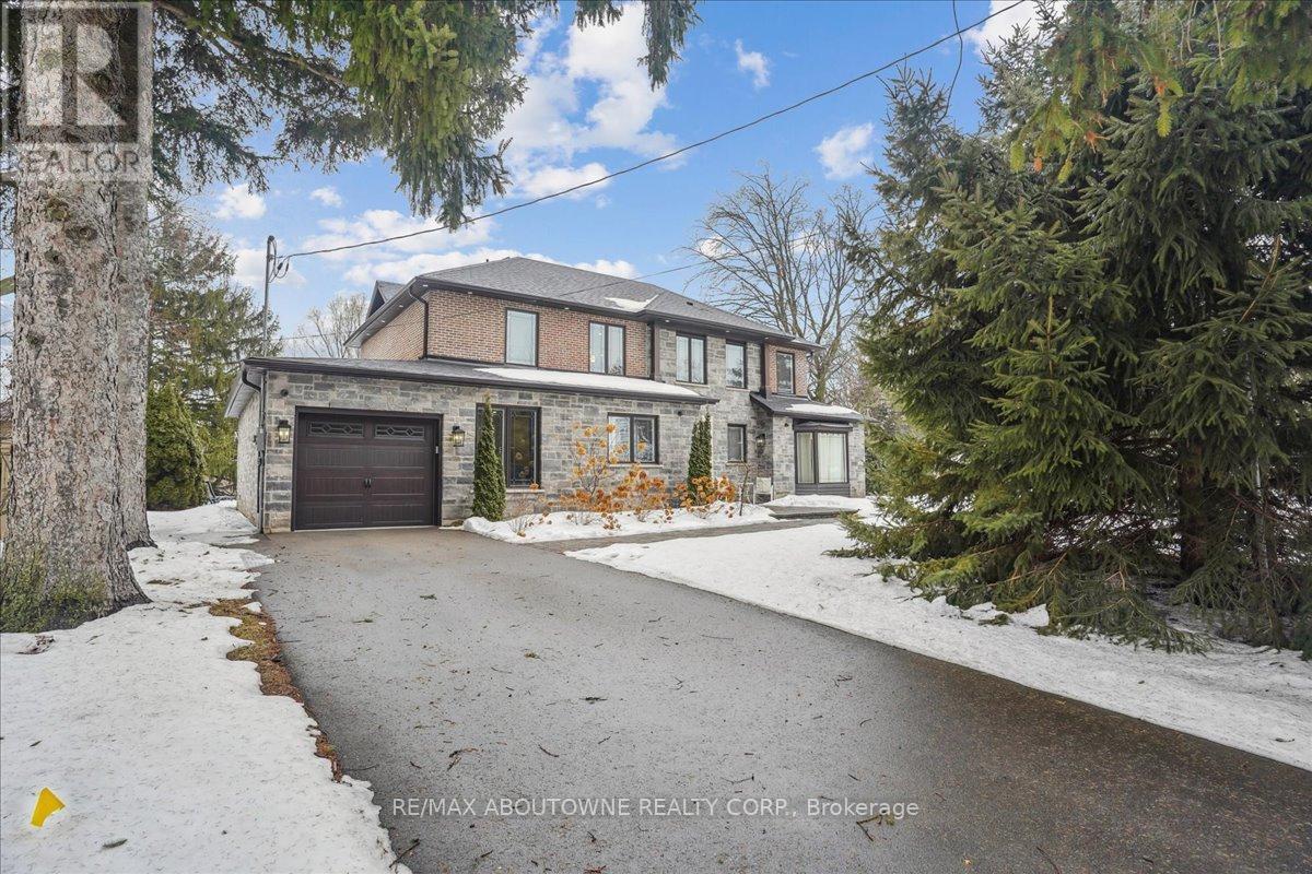 












332 SHOREVIEW ROAD

,
Burlington (LaSalle),




Ontario
L7T2N5

