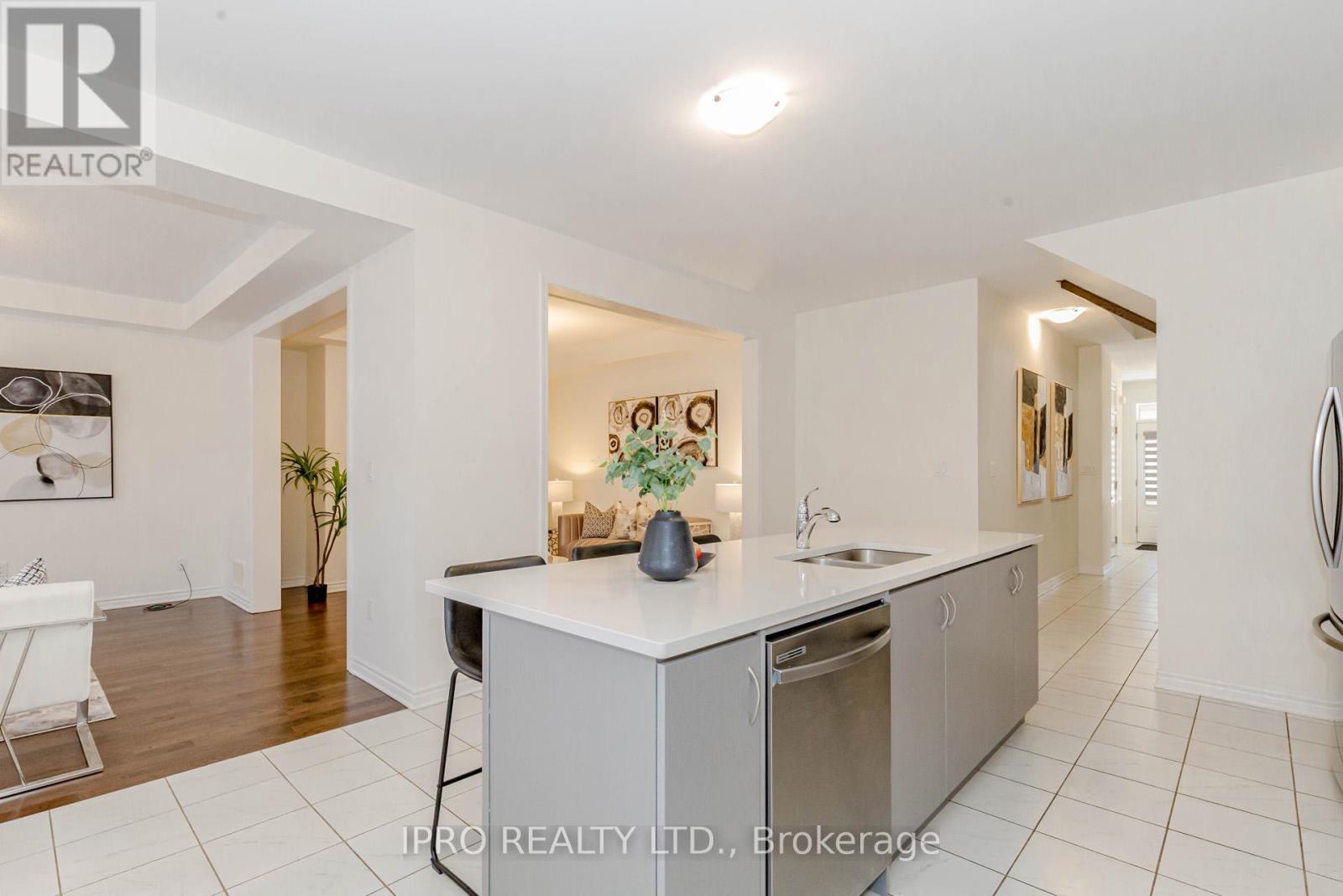 












98 EBERLY WOODS DRIVE

,
Caledon,




Ontario
L7C0Y9

