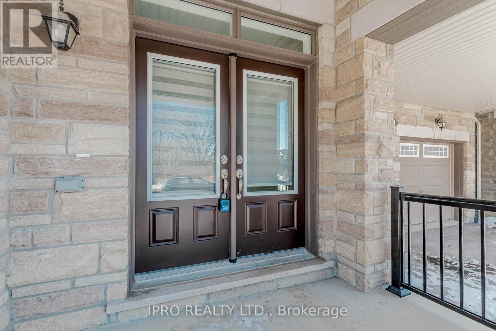 












98 EBERLY WOODS DRIVE

,
Caledon,




Ontario
L7C0Y9

