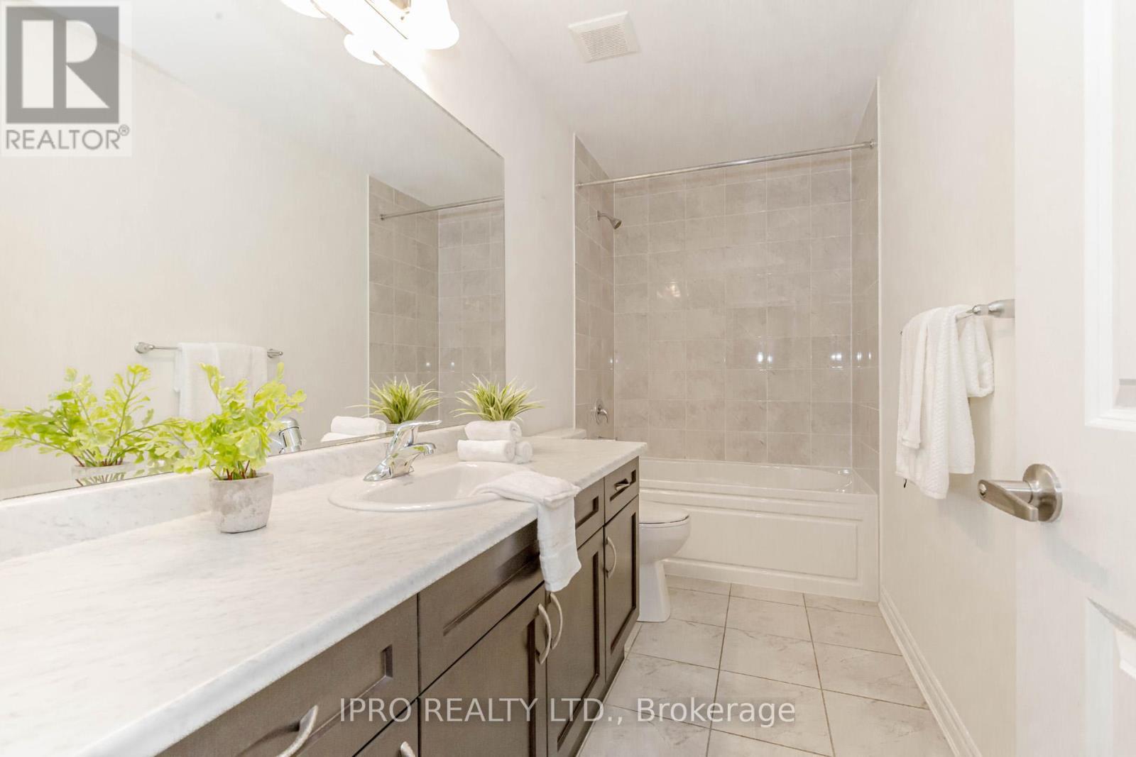 












98 EBERLY WOODS DRIVE

,
Caledon,




Ontario
L7C0Y9

