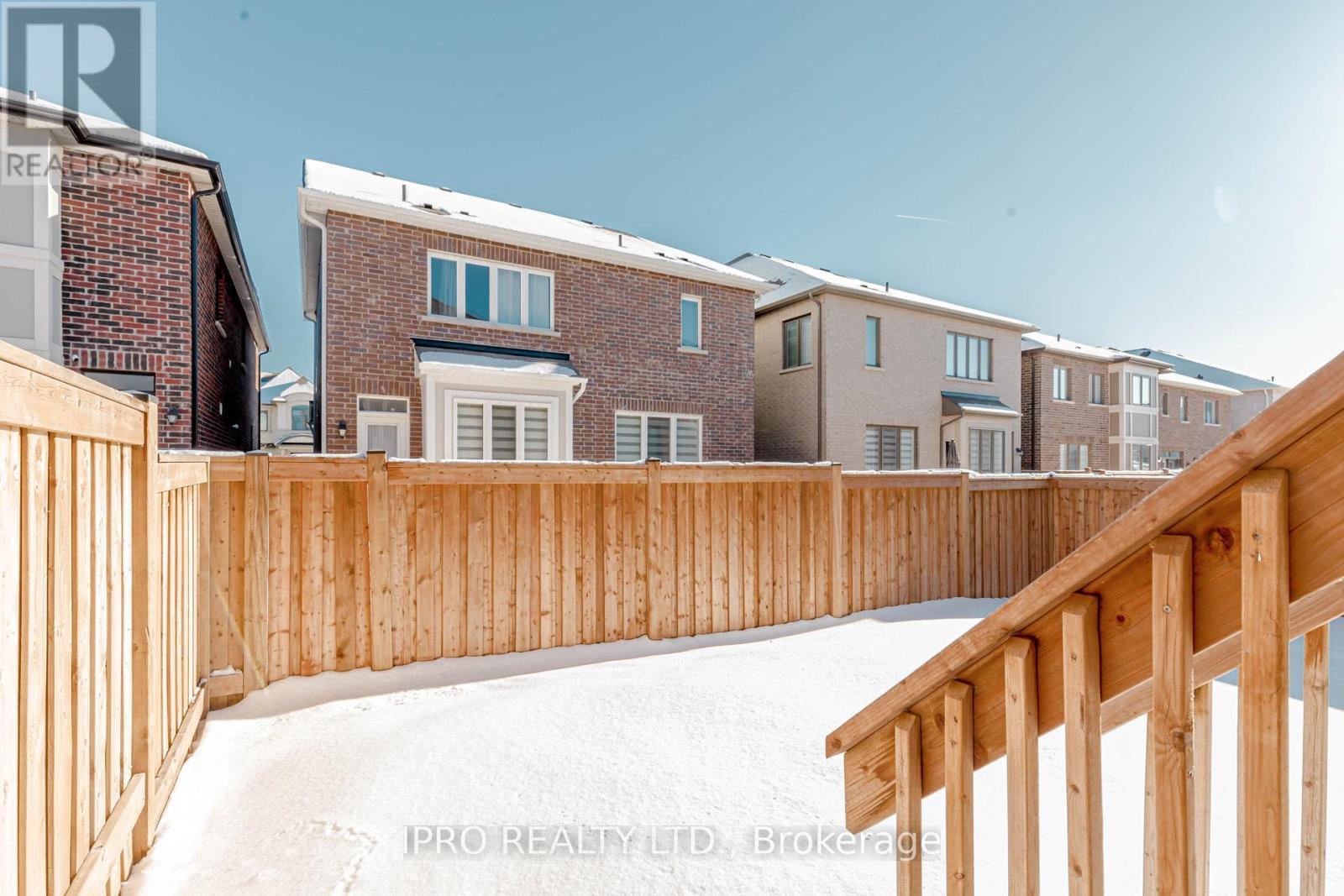 












98 EBERLY WOODS DRIVE

,
Caledon,




Ontario
L7C0Y9

