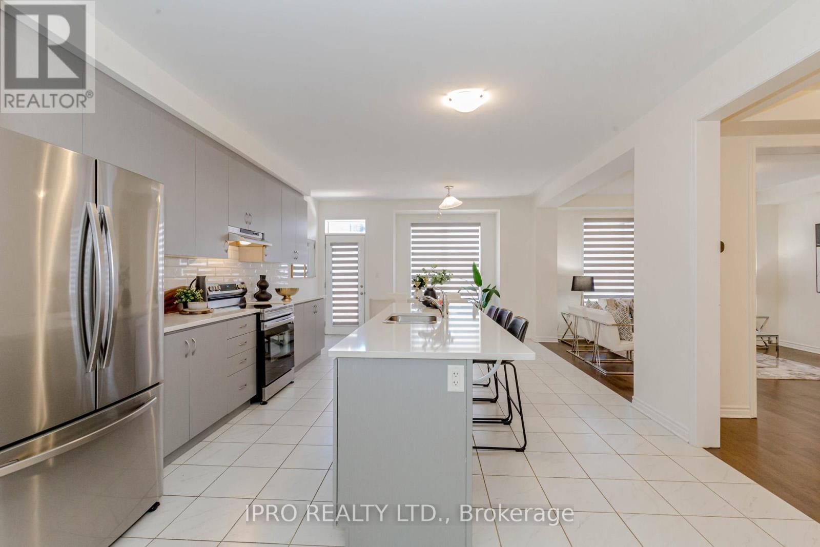 












98 EBERLY WOODS DRIVE

,
Caledon,




Ontario
L7C0Y9

