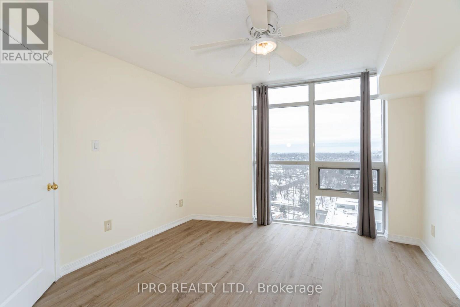 












2405 - 9 GEORGE STREET N

,
Brampton (Downtown Brampton),




Ontario
L6X0T6

