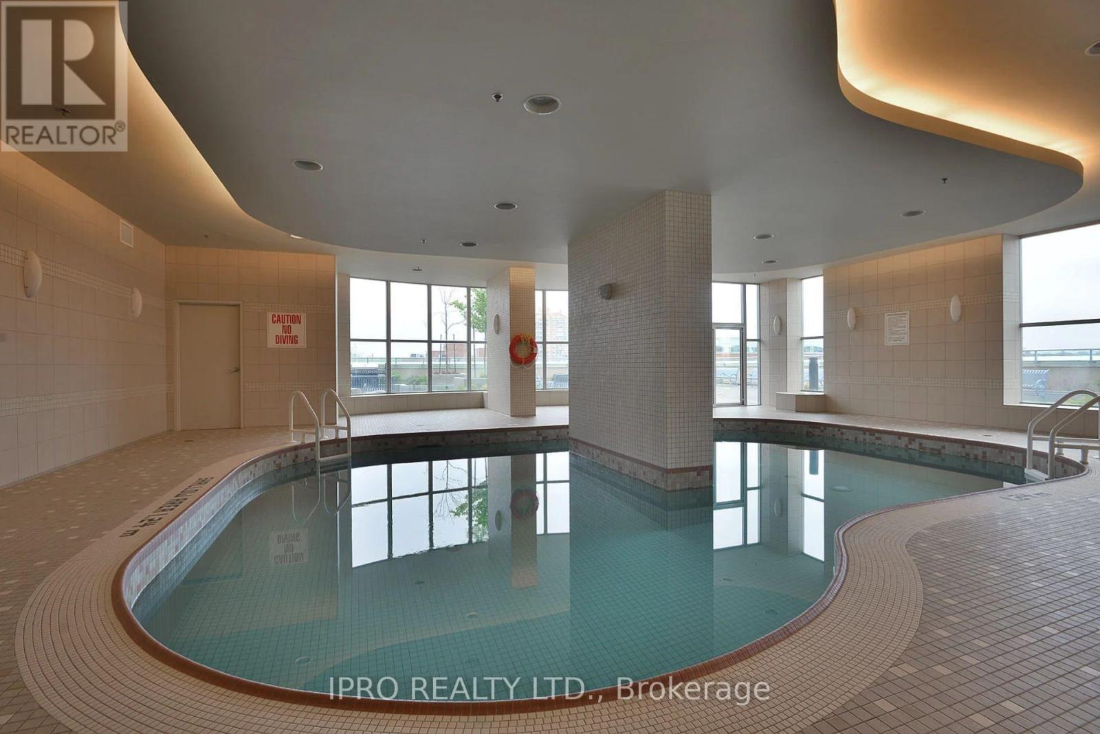 












2405 - 9 GEORGE STREET N

,
Brampton (Downtown Brampton),




Ontario
L6X0T6

