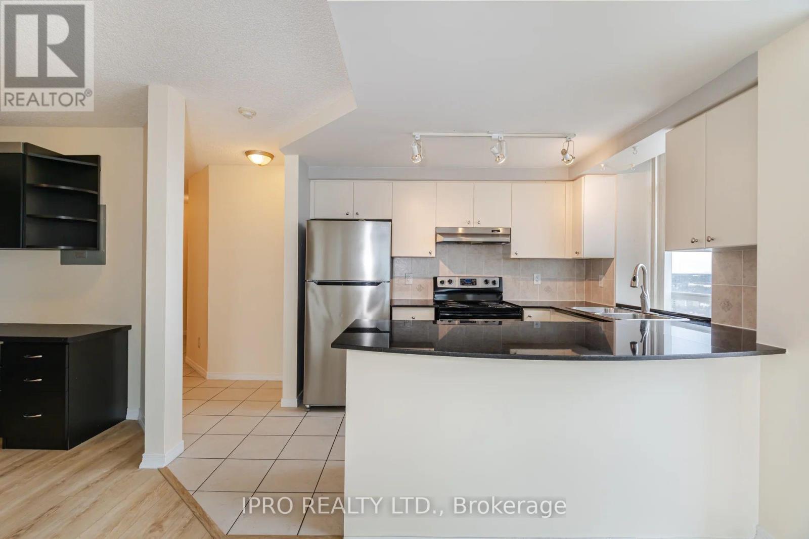 












2405 - 9 GEORGE STREET N

,
Brampton (Downtown Brampton),




Ontario
L6X0T6

