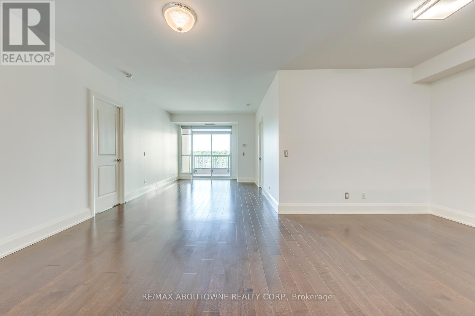 












629 - 1 OLD MILL DRIVE

,
Toronto (High Park-Swansea),




Ontario
M6S0A1

