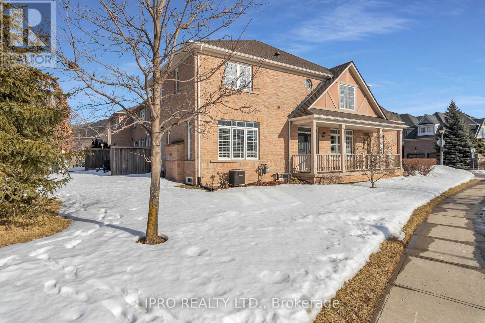 












18 - 2295 ROCHESTER CIRCLE

,
Oakville (BC Bronte Creek),




Ontario
L6M5C9

