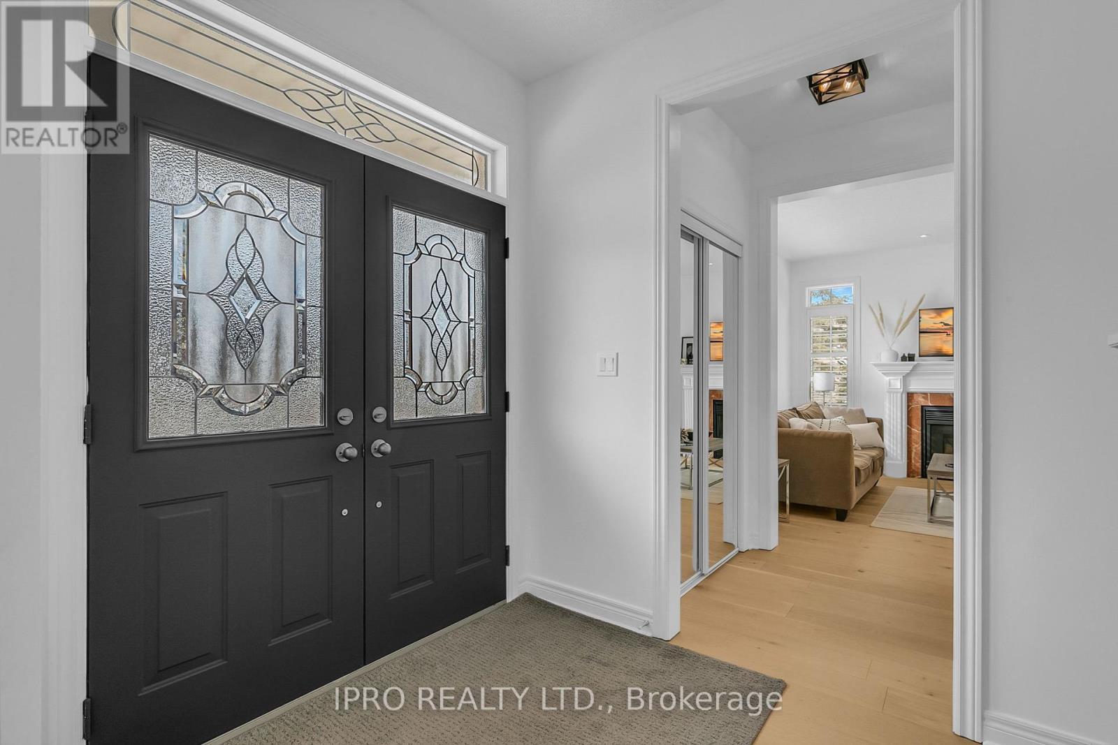 












18 - 2295 ROCHESTER CIRCLE

,
Oakville (BC Bronte Creek),




Ontario
L6M5C9

