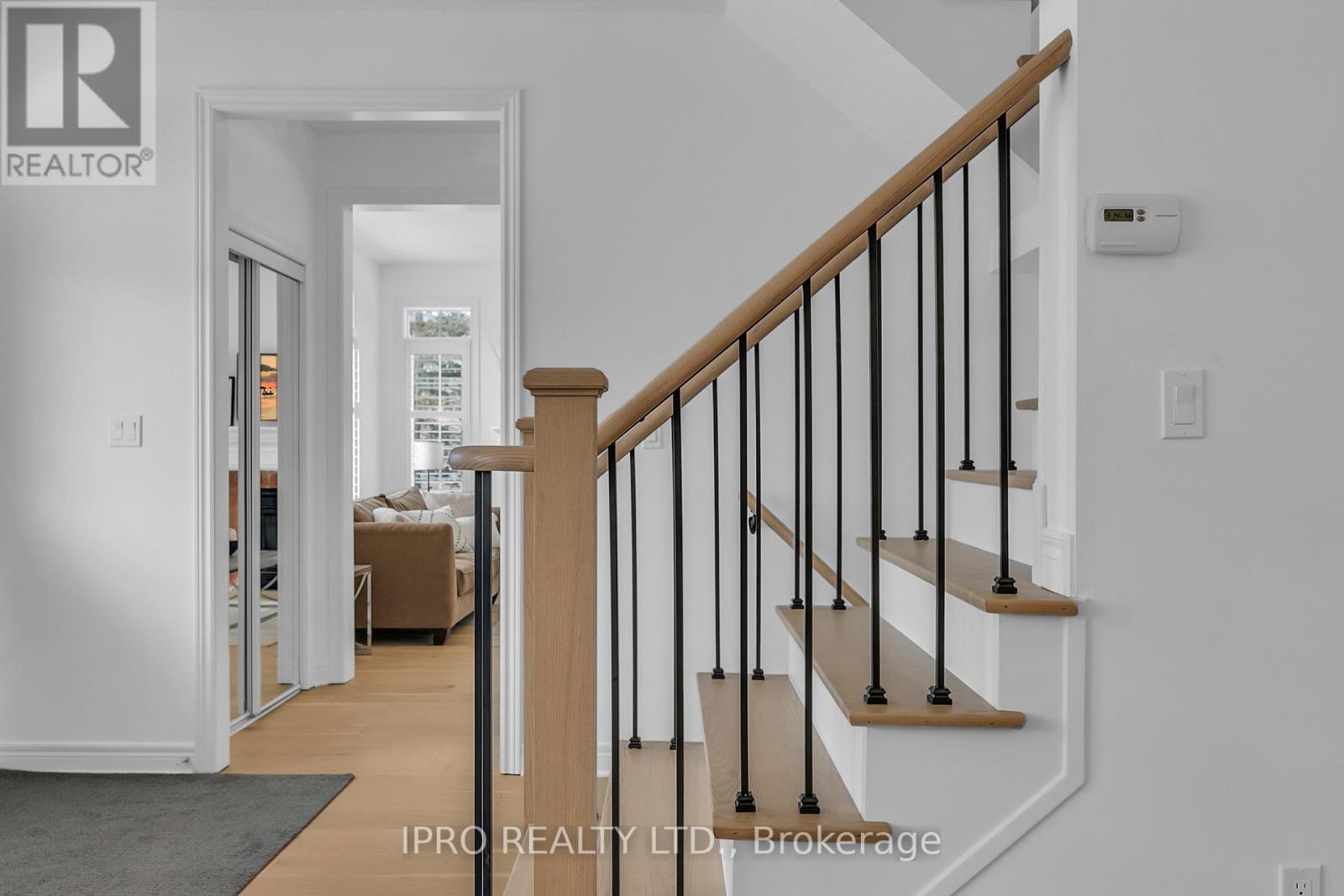












18 - 2295 ROCHESTER CIRCLE

,
Oakville (BC Bronte Creek),




Ontario
L6M5C9

