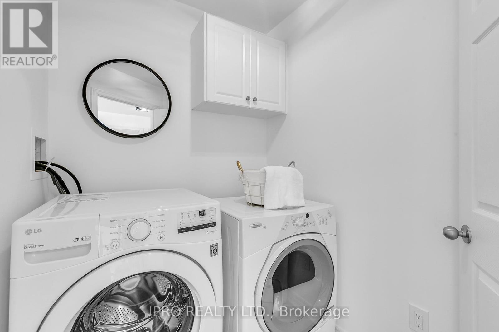 












18 - 2295 ROCHESTER CIRCLE

,
Oakville (BC Bronte Creek),




Ontario
L6M5C9

