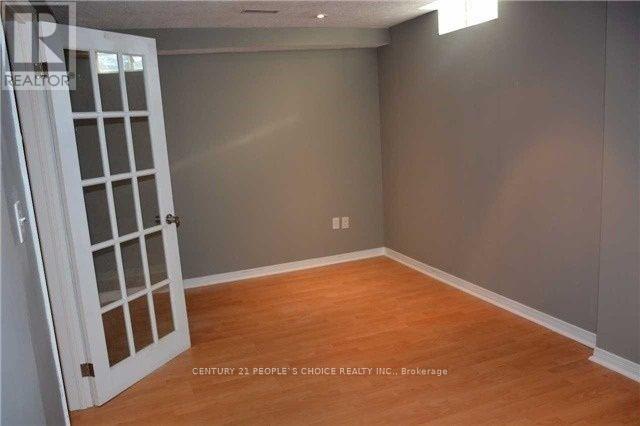 












953 SONOMA (BSMT) COURT

,
Mississauga (East Credit),




Ontario
L5V2P4

