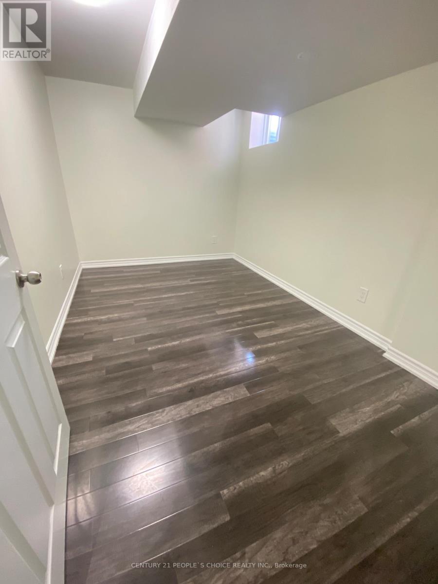 












BSMNT - 1456 DERBY COUNTY CRESCENT

,
Oakville (WT West Oak Trails),




Ontario
L6M4N9


