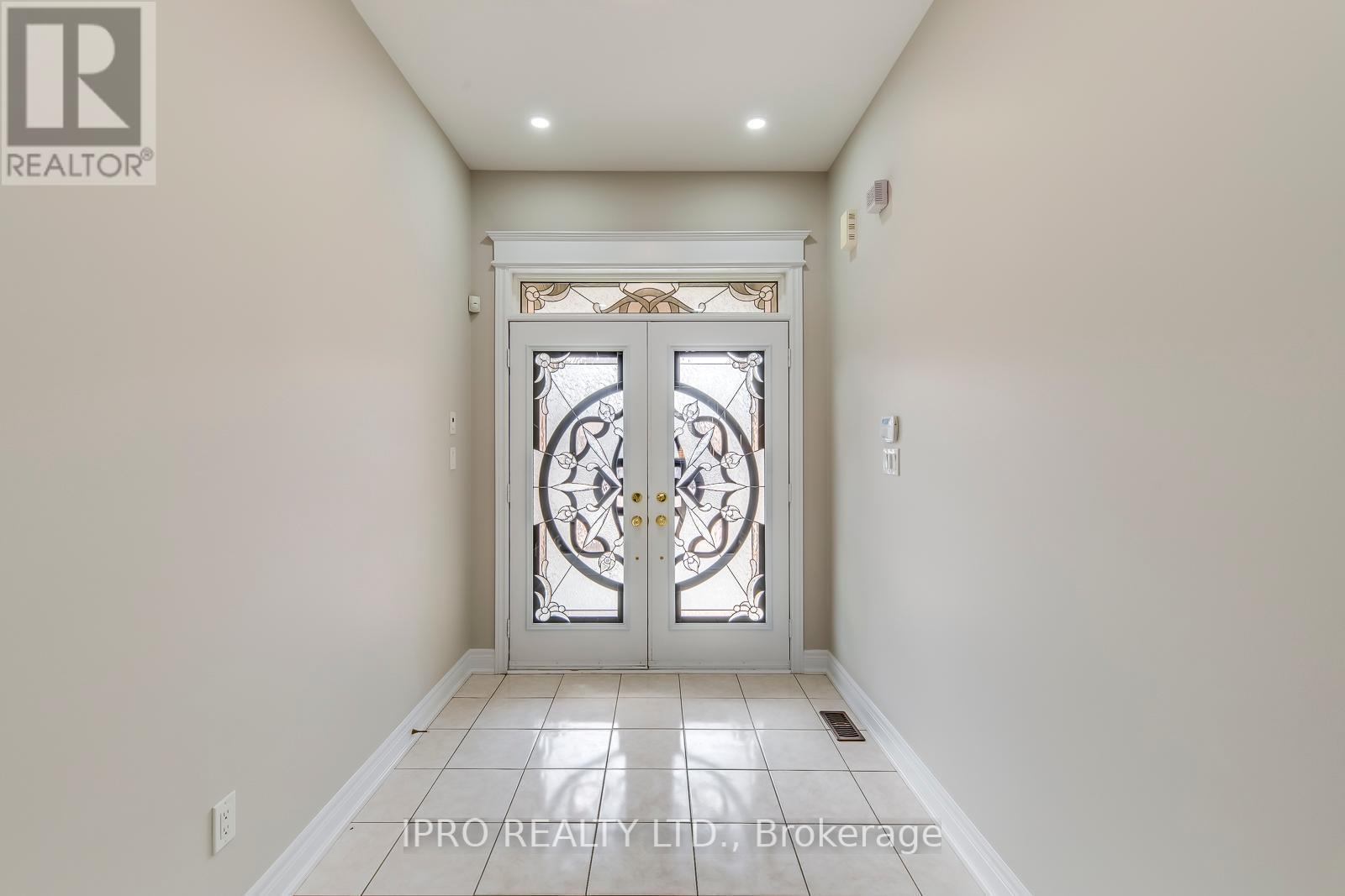 












31 BIRCH TREE TRAIL

,
Brampton (Bram East),




Ontario
L6P3W1

